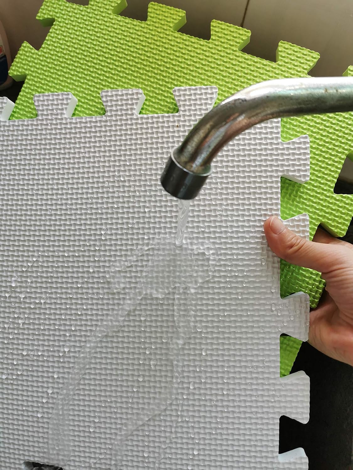 YIMINYUER® 25 Tiles (30cm×30cm×1cm Each Tile) Baby Soft Puzzle Play Mats, Kids Thick EVA Foam Floor, Toddlers & Children's Soft Interlocking Mat R01R03R11G301025